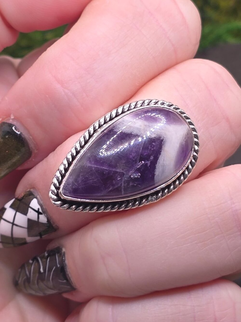 Chevron Amethyst Size 7 Statement Ring Alloy Metal Natural Stone